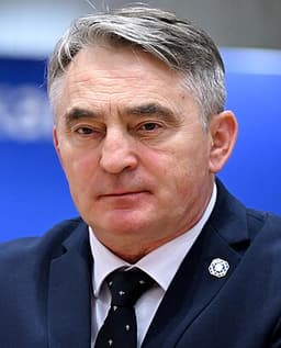 Denis Bećirović