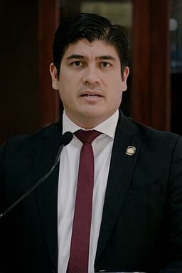 Carlos Alvarado