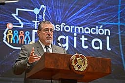 César Bernardo Arévalo de León