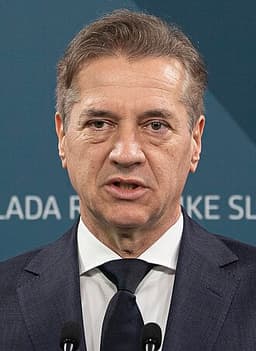 Robert Golob